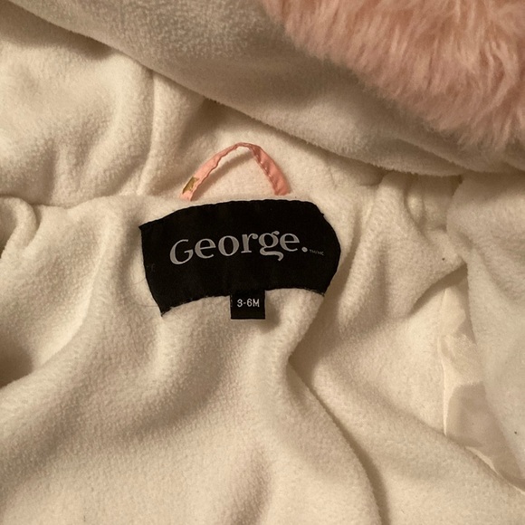 NWOT George Pink Star Snowsuit with Attached Booties and Mittens - Picture 7 of 8